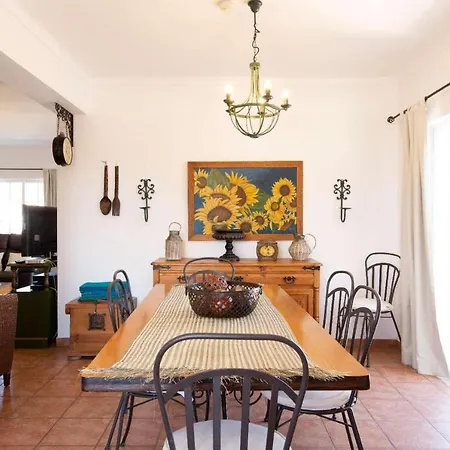 Casa Acacia